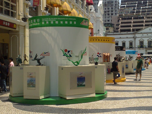 Olympic sculpture display in Macau