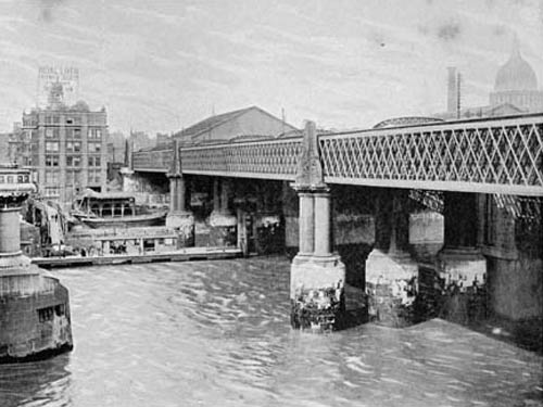 An 1890s print of the demolished bridge