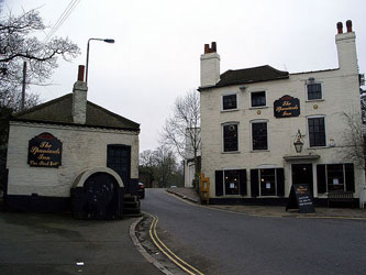 Spaniards Inn