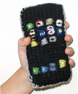 Knitted iPhone