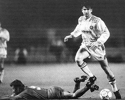 Eric Cantona in the European Cup for Leeds United against Stuttgart