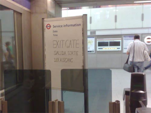 Multilingual tube sign at Kings Cross