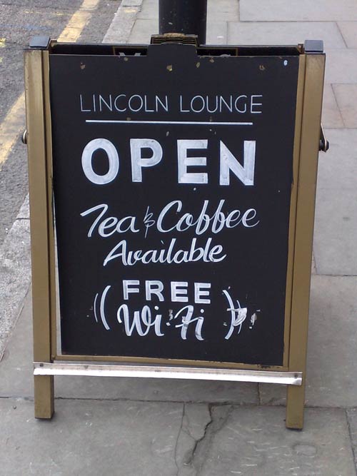 Sign for the Lincoln Lounge