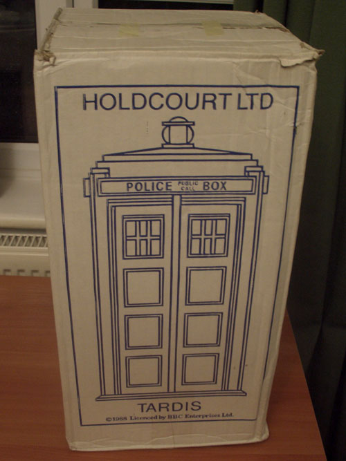 Holdcourt TARDIS box