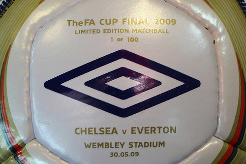 2009 FA Cup Final match ball