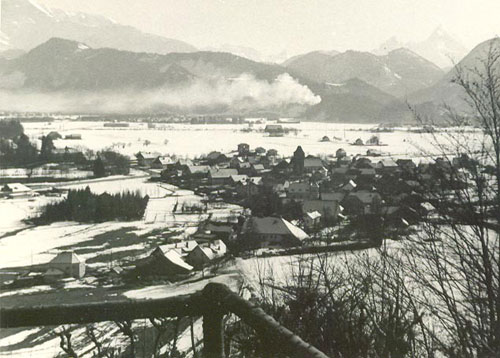 Snowy 1940s Grödig